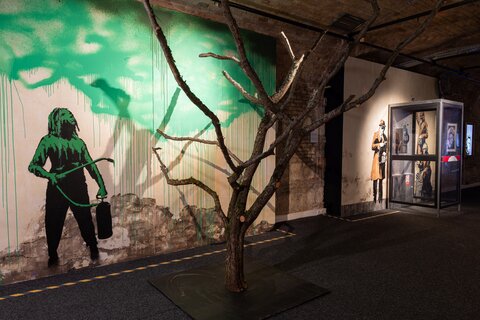 11_House_of_Banksy_(c)Dominik_Gruss