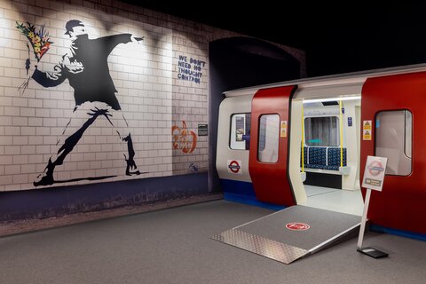 Mystery_of_Banksy_06_(c)Dominik_Gruss