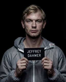 Criminalminds_Dahmer_(c)COFOEntertainment