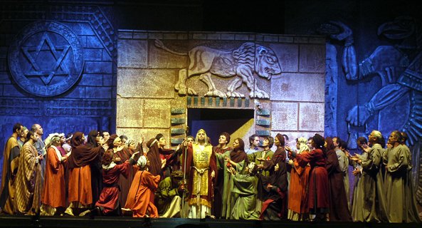 Nabucco_Venezia_Festival_Opera_4_300rgb