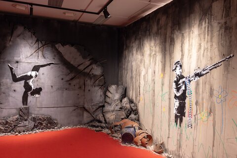 3_House_of_Banksy_(c)Dominik_Gruss