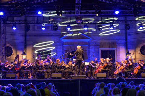 The Music of Hans Zimmer & John Williams