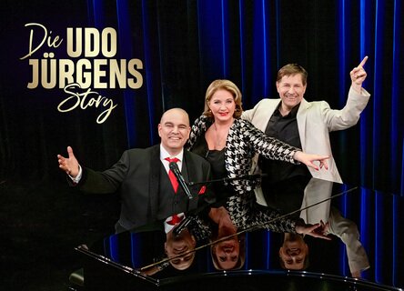 DUJS_Pressefoto_mit_Logo,_Mario_Pecoraro_S_nger,_Gabriela_Benesch_Schauspielerin,_Erich_Furrer_Regisseur_(c)Michaela_Krauss-Boneau