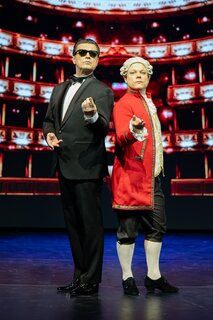 11_Falco_meets_Amadeus_(c)_Karin_Haselsteiner